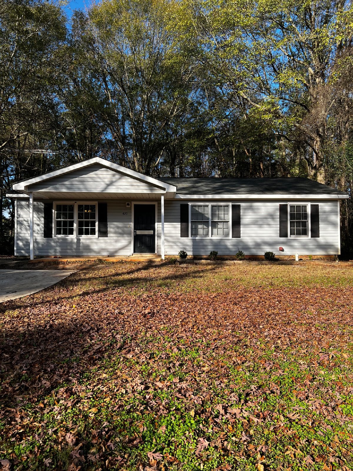 3 Bedroom Rental – 420 Elizabeth Ln, Griffin, GA, 30223-4627